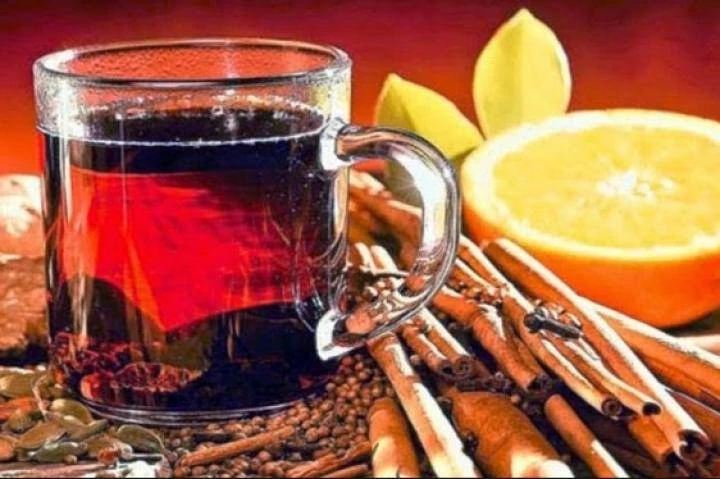 Φυσικό λιποδιαλυτικό: Ένα εύκολο ρόφημα που μπορείτε να φτιάξετε μόνοι σας και να πείτε αντίο στα περιττά κιλά!